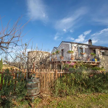 Dom wakacyjny Casale Vincenzo By Interhome